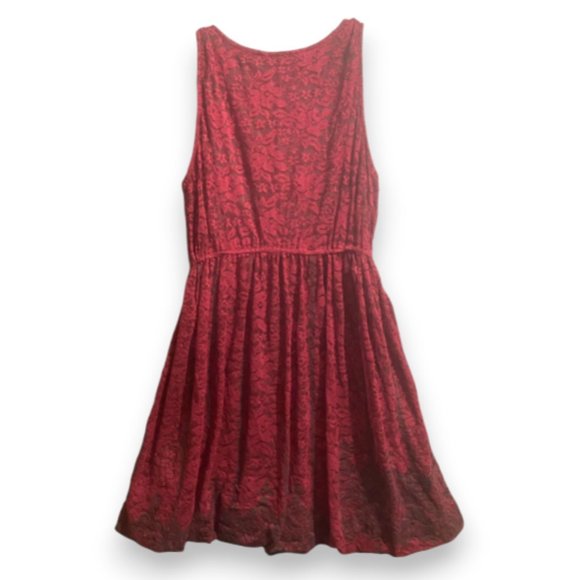Rue21 Red Floral Lace Mini Dress Size M Sleeveless Ruffle Tiered Hem Scoop Neck - Picture 3 of 7